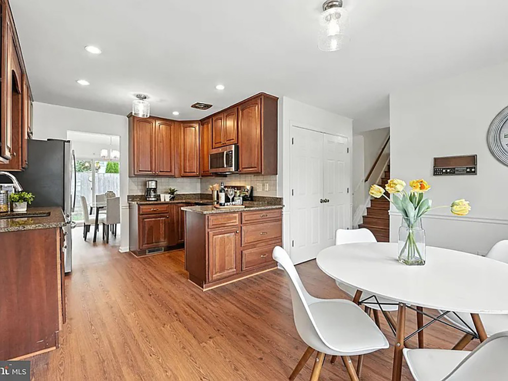 Kitchen before rennovation